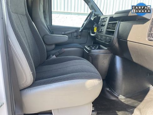 Used 2024 Chevrolet Express 2500 w/ Driver Convenience Package image 20