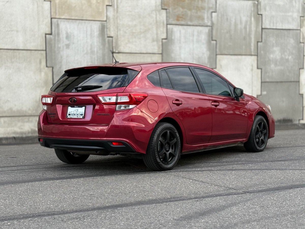 Used 2018 Subaru Impreza 2.0i AWD/4WD image 4