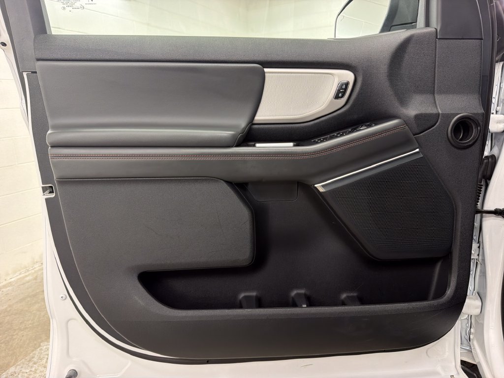 Certified 2025 Ford Expedition Max Active RWD image 18