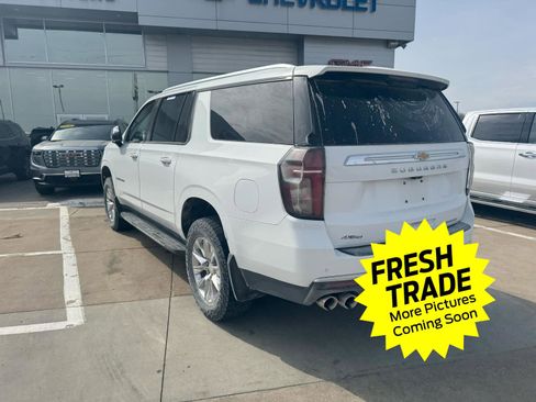 Used 2021 Chevrolet Suburban Premier w/ Premium Package image 13