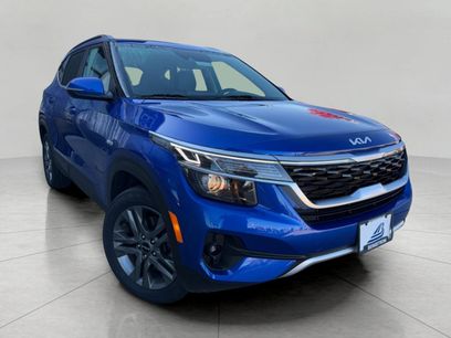 Used 2023 Kia Seltos S w/ Navigation Package