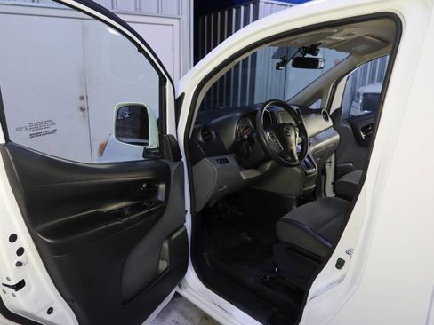 Used 2021 Nissan NV200 SV w/ Sliding Door Glass Package image 19