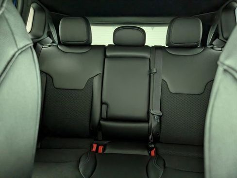 New 2025 Jeep Compass Latitude w/ Altitude Special Edition image 23