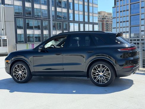 New 2026 Porsche Cayenne AWD/4WD image 3