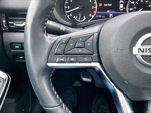 Certified 2023 Nissan Sentra SR w/ SR Premium Package image 23