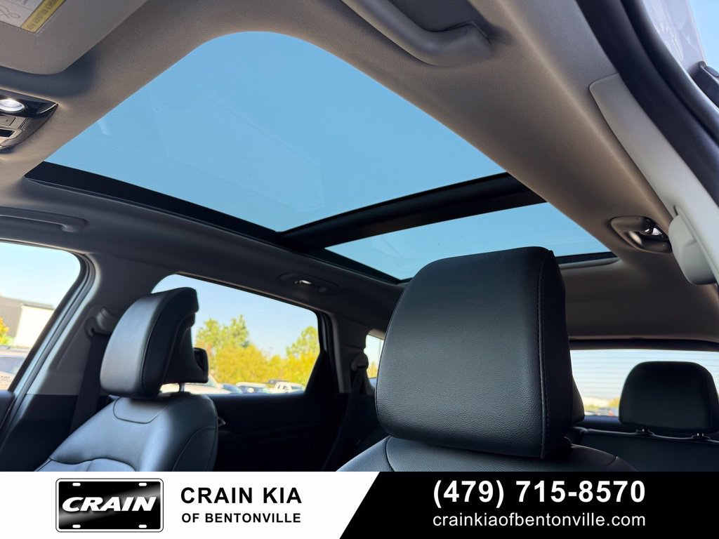 Certified 2025 Kia Sportage SX FWD image 22