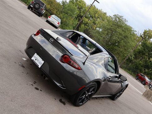 Used 2019 MAZDA MX-5 Miata RF Club RWD image 7