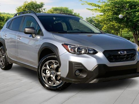 Used 2021 Subaru Crosstrek 2.5i Sport w/ Moonroof Package image 3