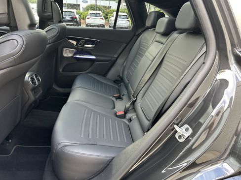 Certified 2025 Mercedes-Benz GLC 300 image 41