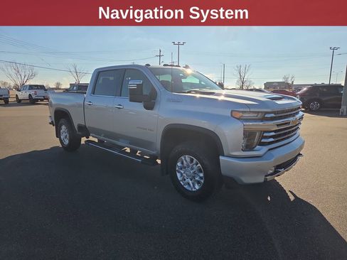Used 2020 Chevrolet Silverado 2500 High Country w/ Z71 Off-Road Package image 8