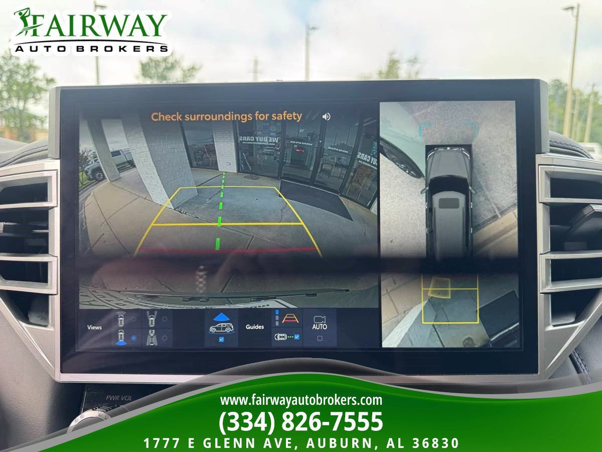 Used 2025 Toyota Sequoia Platinum AWD/4WD image 24