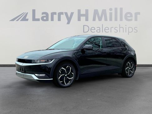 New 2024 Hyundai Ioniq 5 SEL image 2