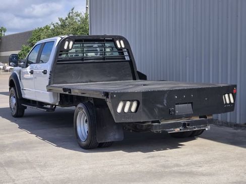 Used 2021 Ford F550 4x4 Crew Cab Super Duty w/ Power Equipment Group image 7
