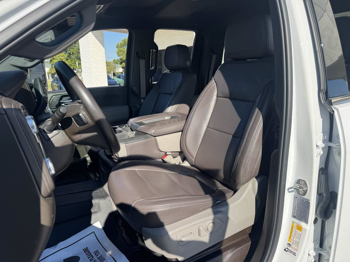 Used 2022 GMC Sierra 2500 SLE w/ SLE Value Package; AWD/4WD image 10