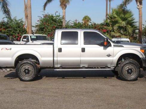 Used 2016 Ford F250 XLT w/ XLT Value Package AWD/4WD image 11