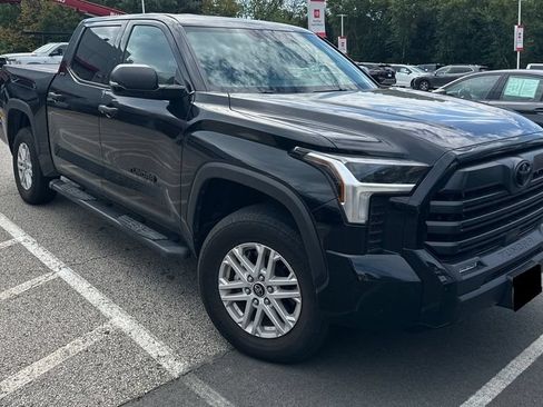 Used 2024 Toyota Tundra SR5 w/ SR5 Convenience Package AWD/4WD image 1