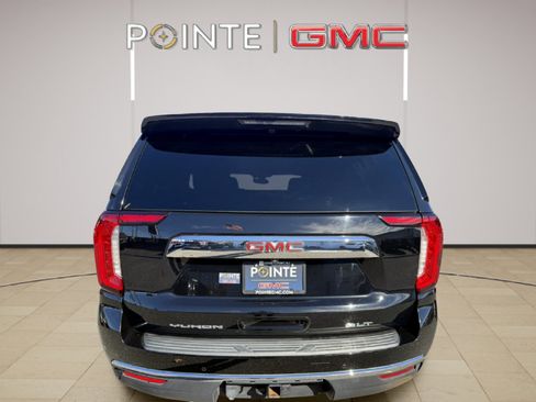 Used 2021 GMC Yukon SLT w/ SLT Premium Package image 6