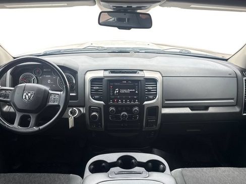 Used 2019 RAM 1500 Classic SLT w/ Luxury Group AWD/4WD image 29