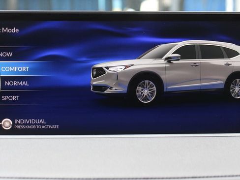 Used 2024 Acura MDX w/ Technology Package AWD/4WD image 37