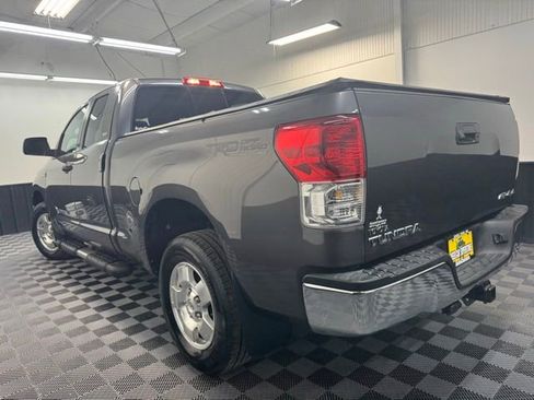 Used 2012 Toyota Tundra 4x4 Double Cab w/ TRD Off-Road Pkg image 5