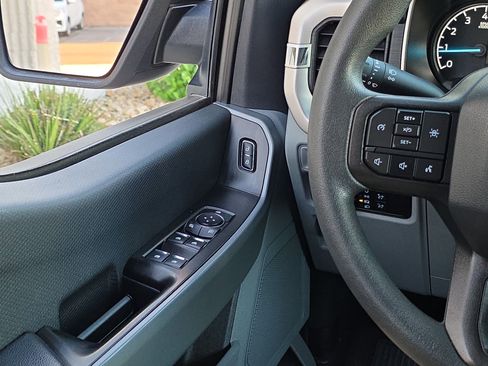 Used 2023 Ford F150 XLT image 27