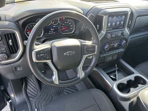 Used 2022 Chevrolet Silverado 1500 RST image 18