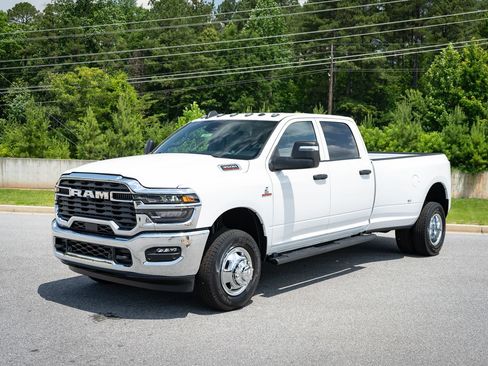 New 2026 RAM 3500 Tradesman AWD/4WD image 3