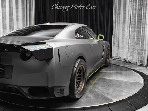 Used 2013 Nissan GT-R Black Edition AWD/4WD image 34