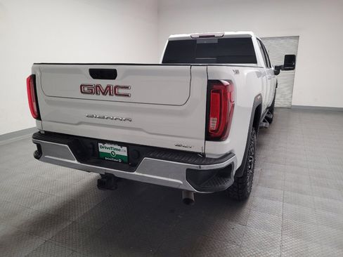 Used 2020 GMC Sierra 2500 SLT w/ SLT Convenience Package image 7