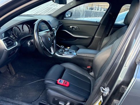 Used 2020 BMW 330i Sedan w/ Driving Assistance Package RWD image 4
