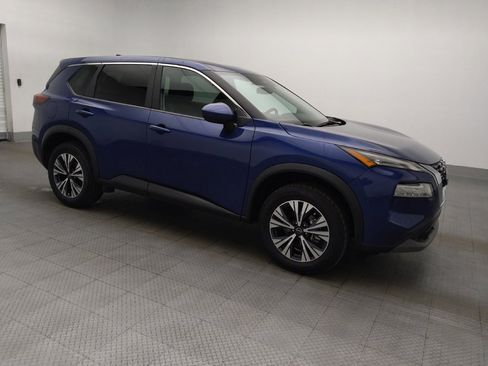 Used 2023 Nissan Rogue SV image 11