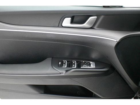 New 2026 Kia K5 LXS image 14