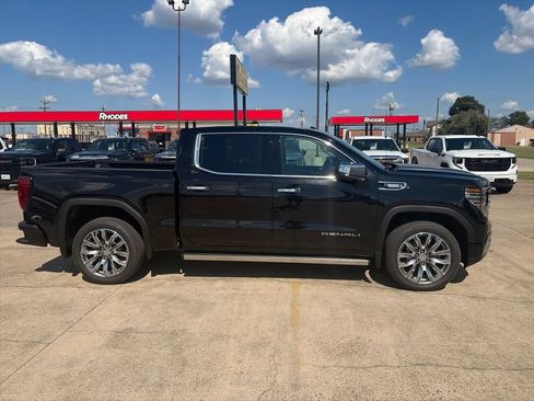 New 2026 GMC Sierra 1500 Denali AWD/4WD image 7