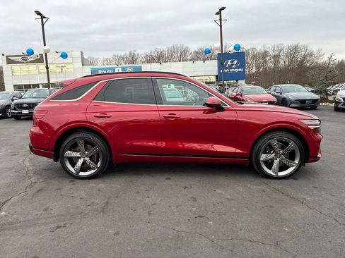 Used 2023 Genesis GV70 2.5T w/ Sport Prestige Package image 8