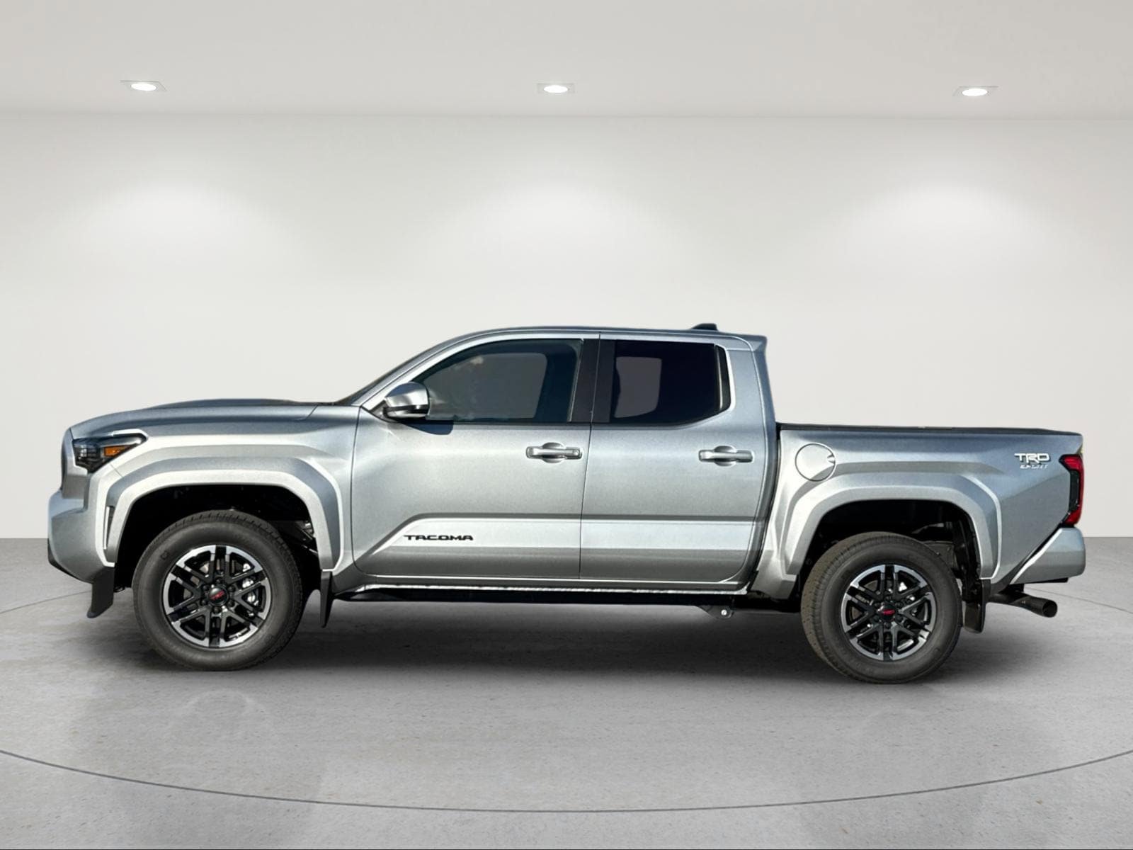 Used 2026 Toyota Tacoma TRD Sport AWD/4WD image 3