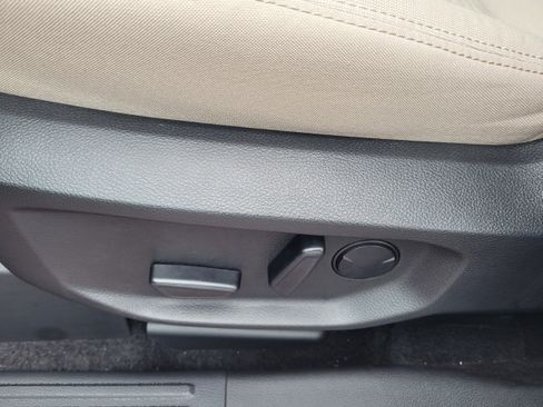 Used 2024 Ford Ranger XLT AWD/4WD image 16