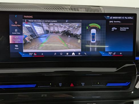 Used 2025 BMW 530i xDrive AWD/4WD image 23