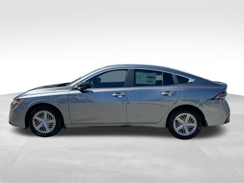 New 2026 Nissan Sentra SV w/ Floor Mat Package FWD image 9
