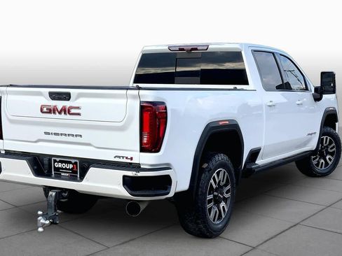 Used 2022 GMC Sierra 2500 AT4 w/ AT4 Premium Plus Package AWD/4WD image 13