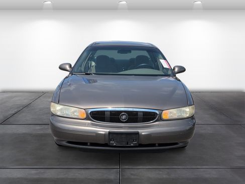 Used 2004 Buick Century Custom FWD image 6