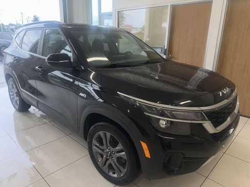 Used 2022 Kia Seltos S AWD/4WD image 17