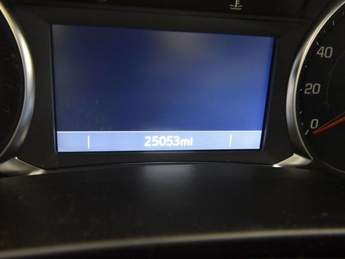 Used 2023 Chevrolet Blazer LT image 13