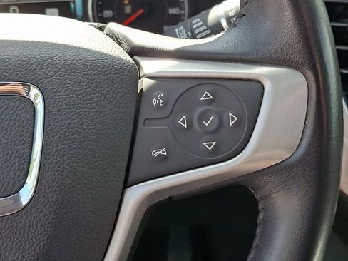 Used 2017 GMC Acadia SLT AWD/4WD image 20