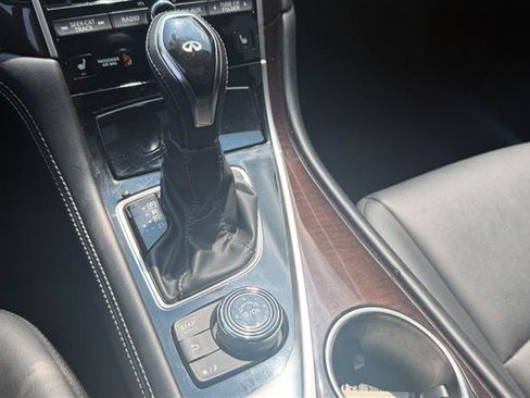 Used 2018 INFINITI Q50 Luxe w/ Essential Package (3.0T Luxe) AWD/4WD image 40