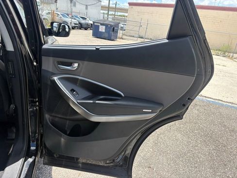 Used 2018 Hyundai Santa Fe Sport FWD image 16