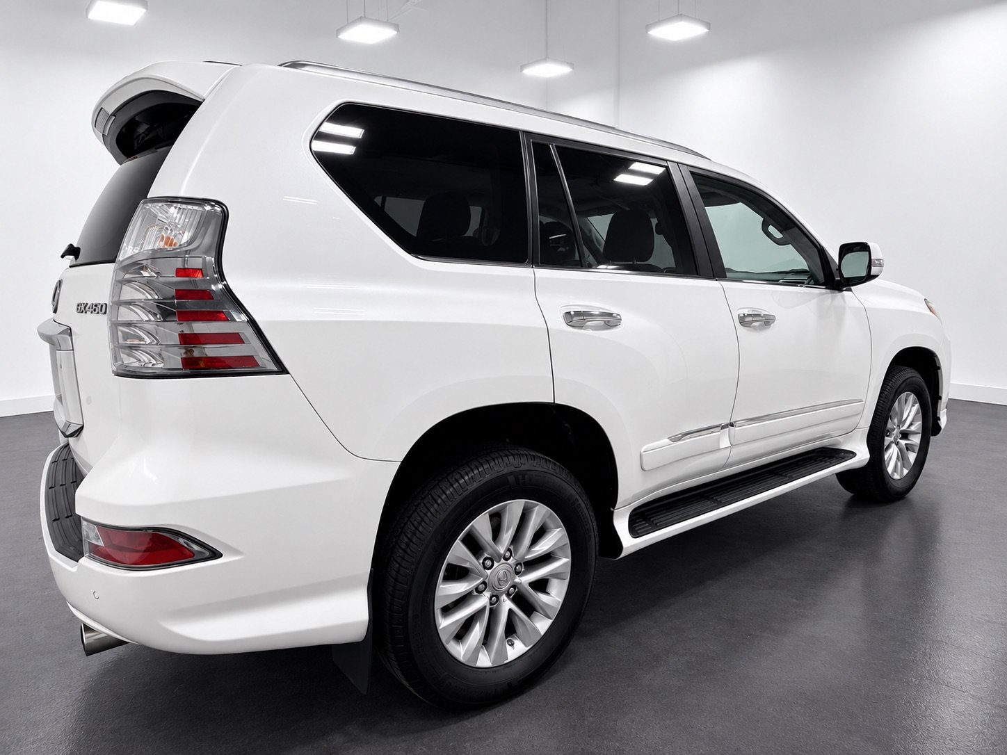 Used 2019 Lexus GX 460 Premium AWD/4WD image 4