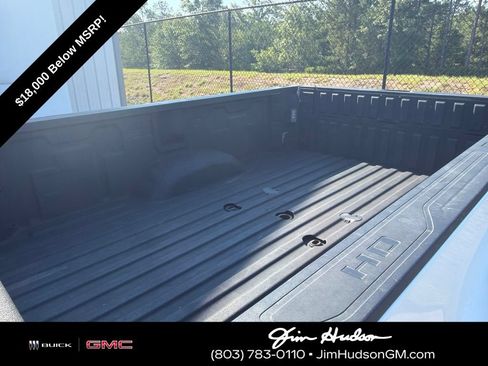 Used 2025 GMC Sierra 3500 Denali Ultimate AWD/4WD image 8