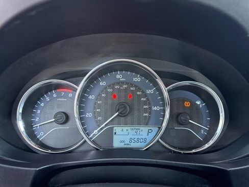 Used 2014 Toyota Corolla L image 19