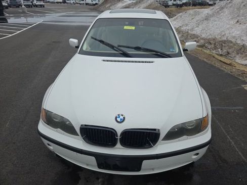 Used 2004 BMW 330xi Sedan image 13
