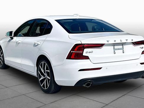 Used 2020 Volvo S60 T6 Momentum AWD/4WD image 12